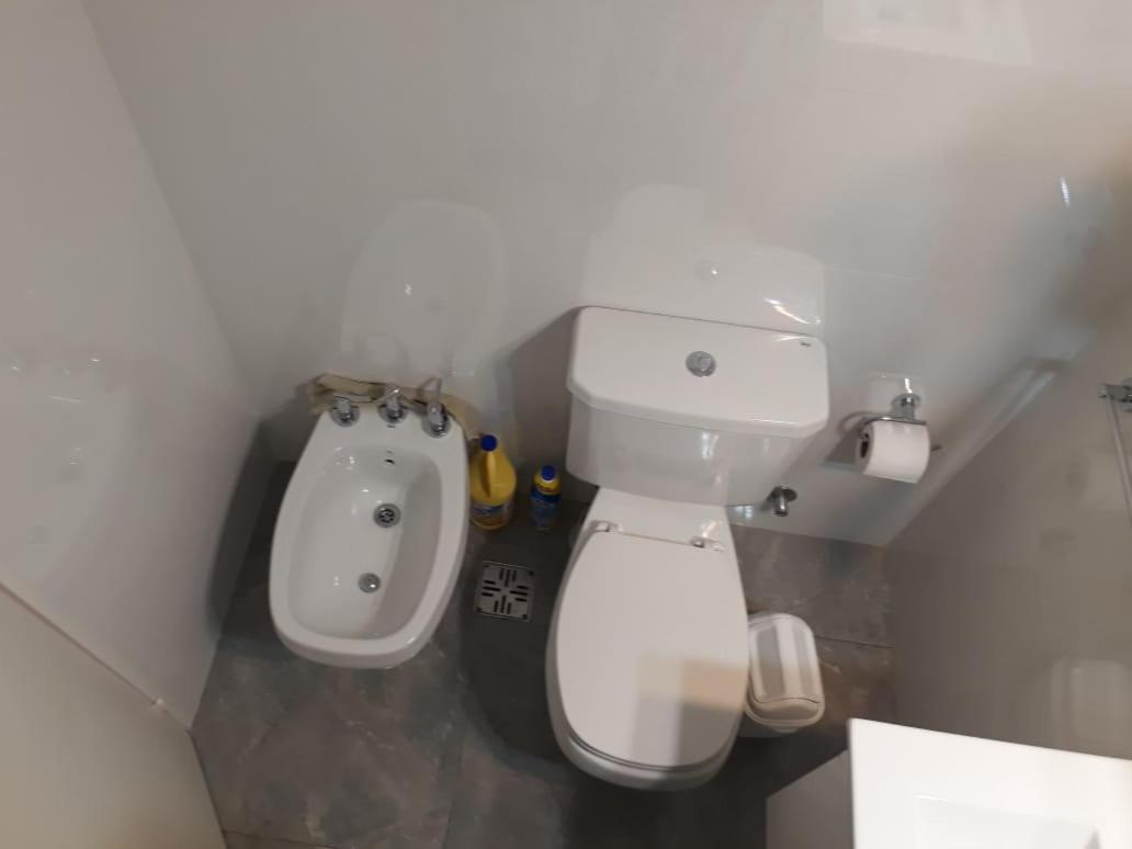 4 Ventanales Sobre La Avenida Corrientes Apartment Buenos Aires Luaran gambar